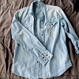 Light Blue Denim Shirt | Levi’s